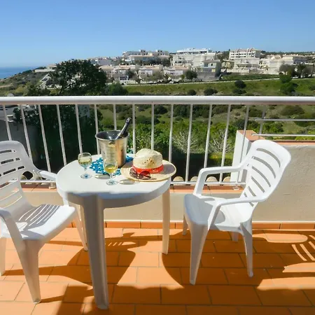 Apartment Mos